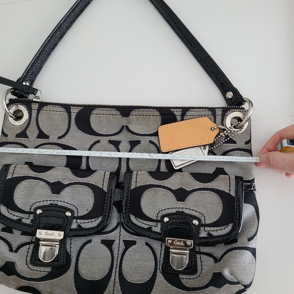 Coach Hobo Bag - Picture 7 of 7